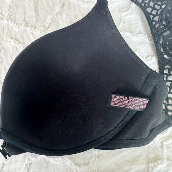 Victoria’s Secret Push-Up Bra - Picture 5 of 5